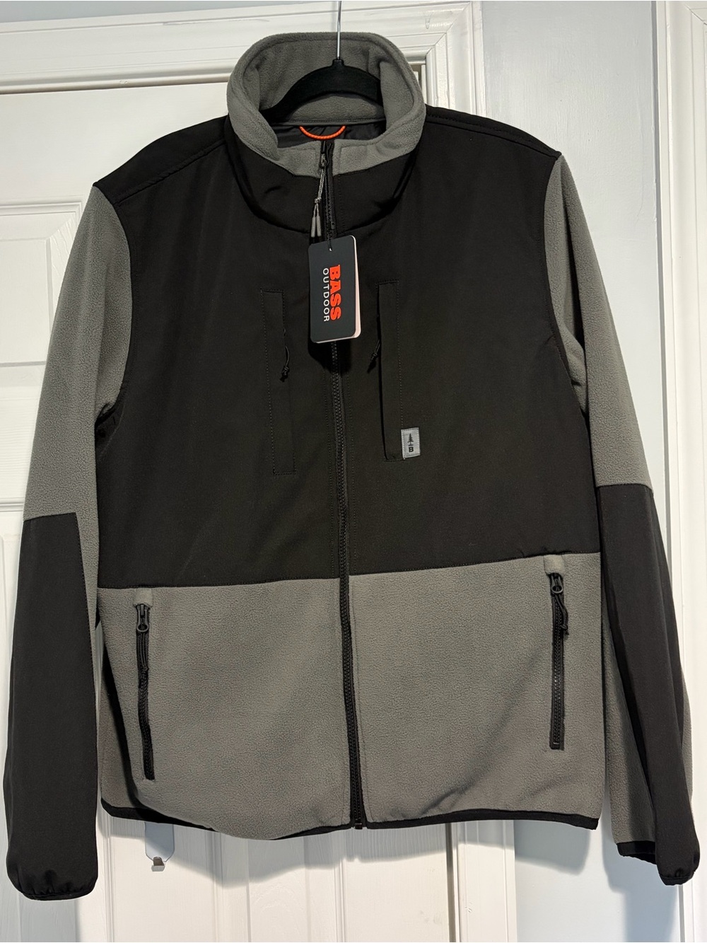 Bass Men's Black and Gray Lightweight Zip Jacket
